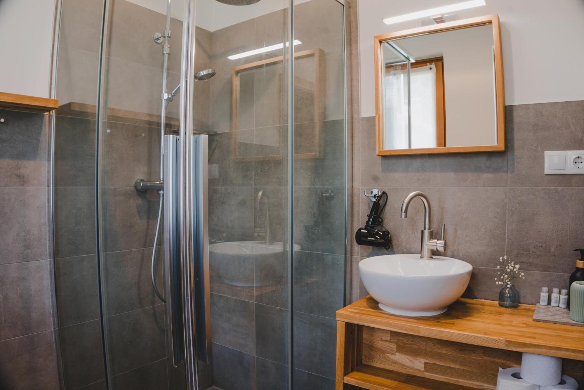 Julias Guesthouse Ora / Auer Zewnętrze zdjęcie