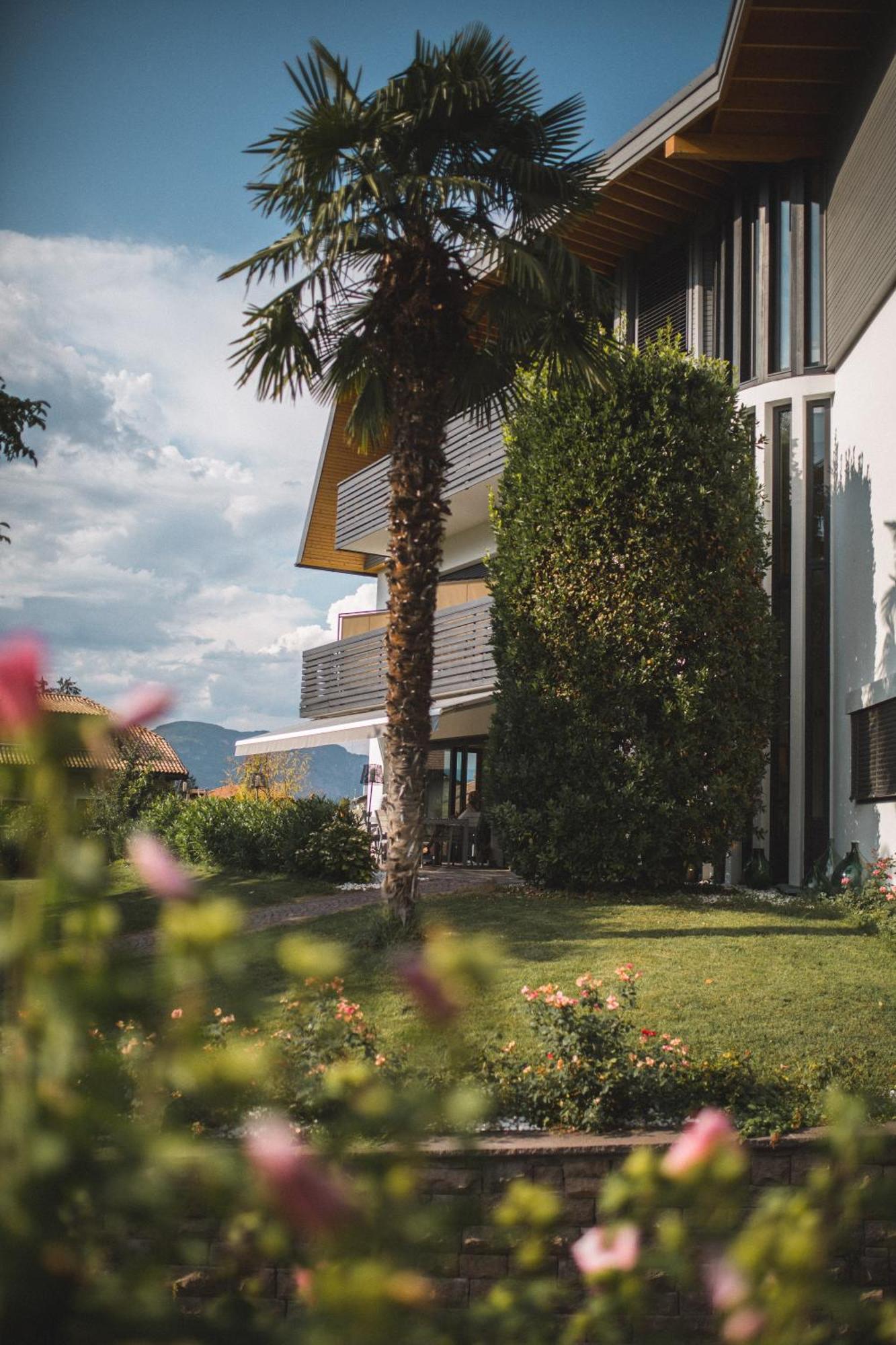 Julias Guesthouse Ora / Auer Zewnętrze zdjęcie